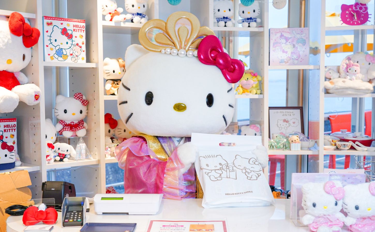 スマイルショップ HELLO KITTY SMILE | 【公式】淡路島西海岸 by PASONA